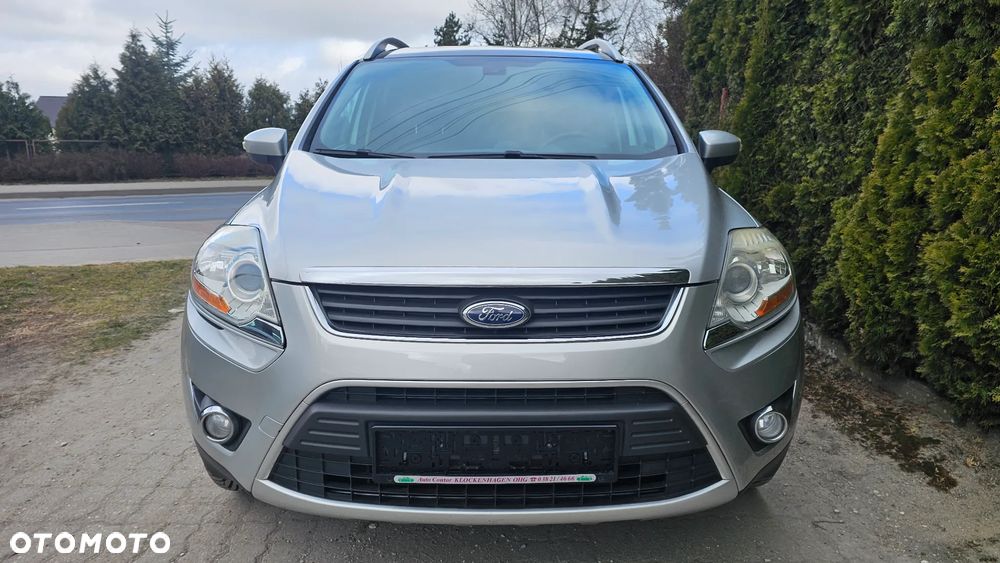 Ford Kuga 2.0 TDCi 2x4 Titanium - 2