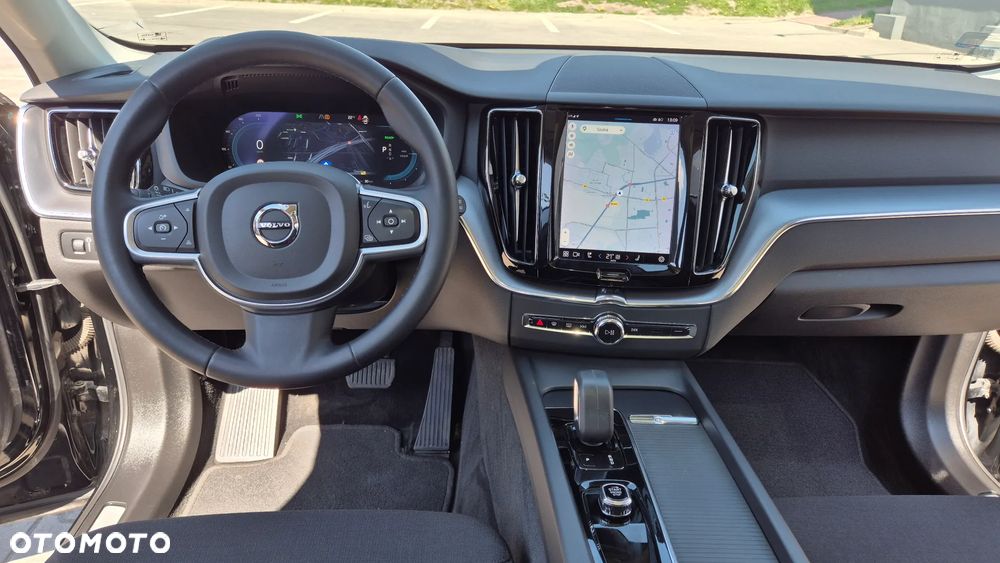 Volvo XC 60 T6 Plug-In Hybrid AWD Inscription Expression - 11