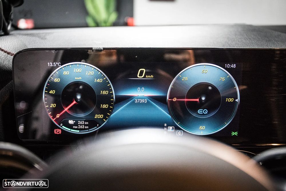 Mercedes-Benz EQA 250+ AMG Line - 10