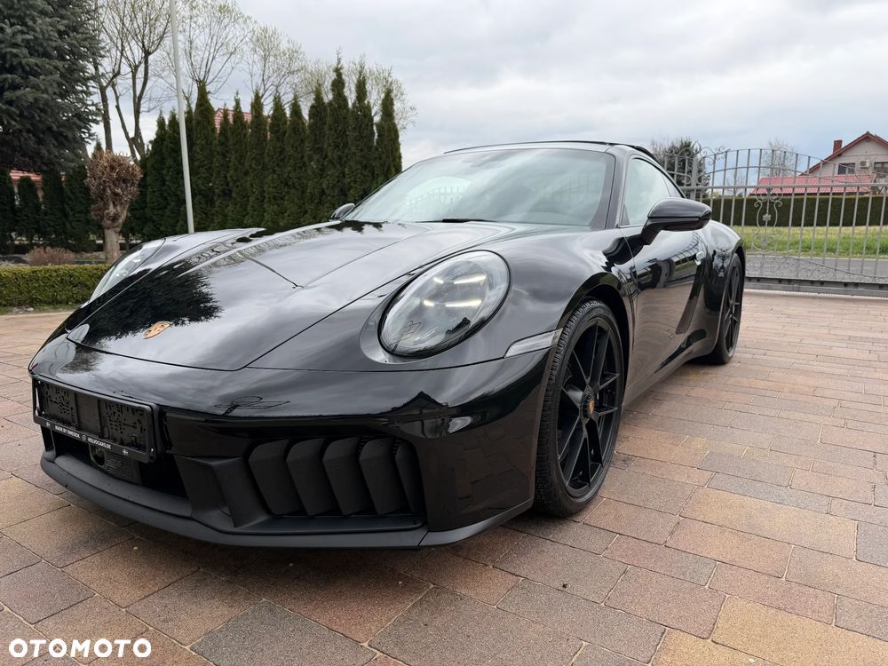 Porsche 911 Carrera GTS PDK - 1