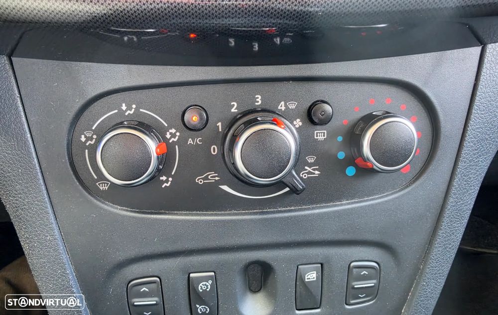 Dacia Sandero 0.9 TCe Comfort - 14