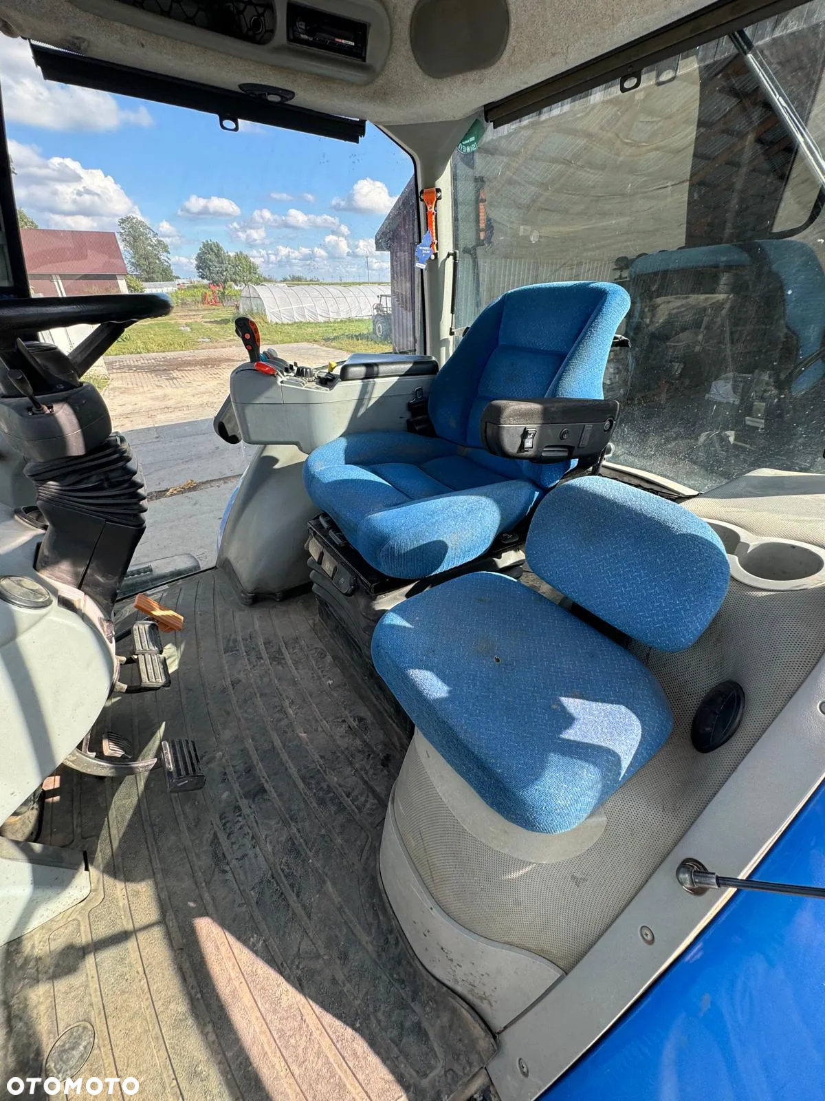 New Holland T8030 - 9