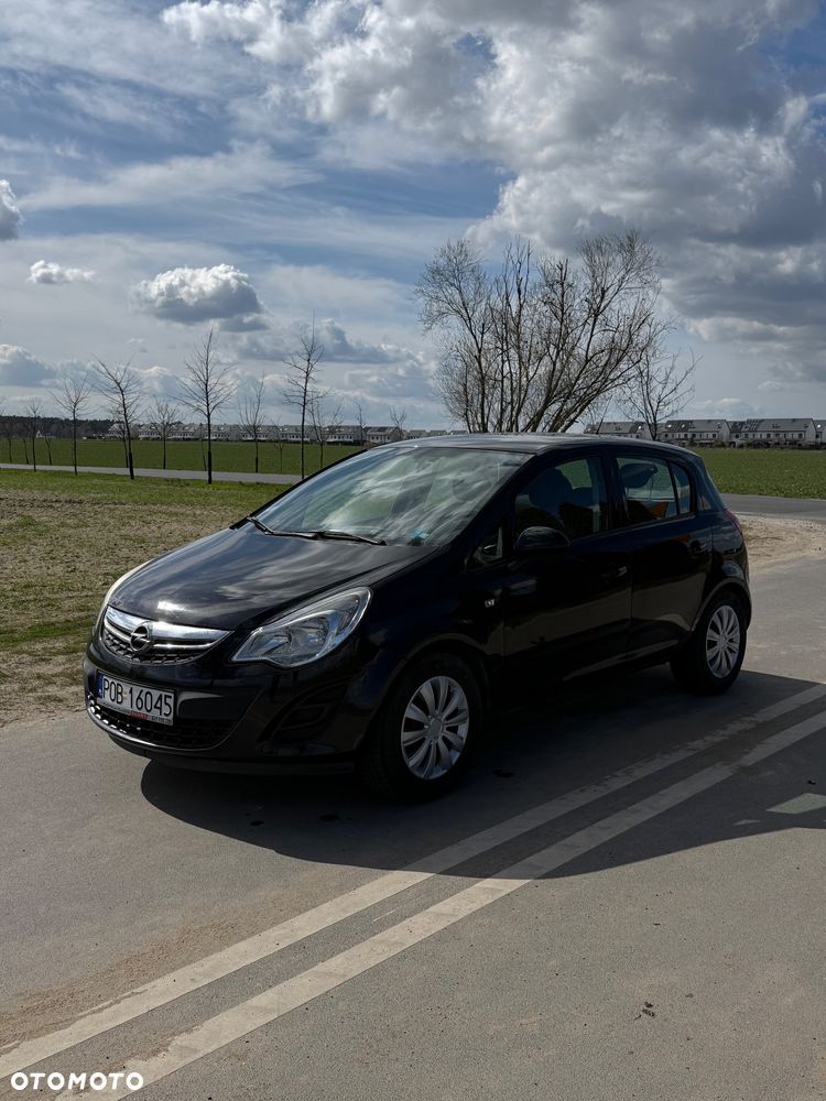 Opel Corsa 1.2 16V Cosmo - 2