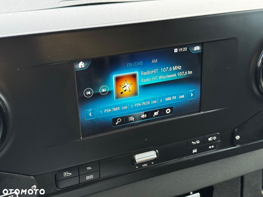 Mercedes-Benz Sprinter - 19