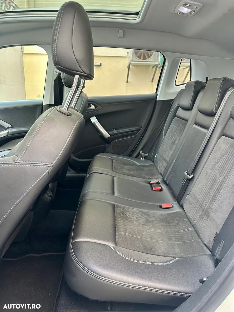 Peugeot 2008 - 7