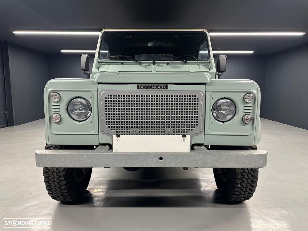 Land Rover Defender 90 2.5 Td5 Soft Top - 10