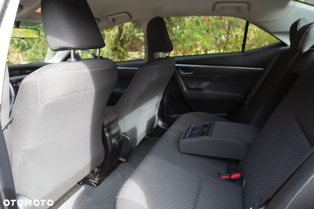 Toyota Corolla 1.6 Prestige MM - 29