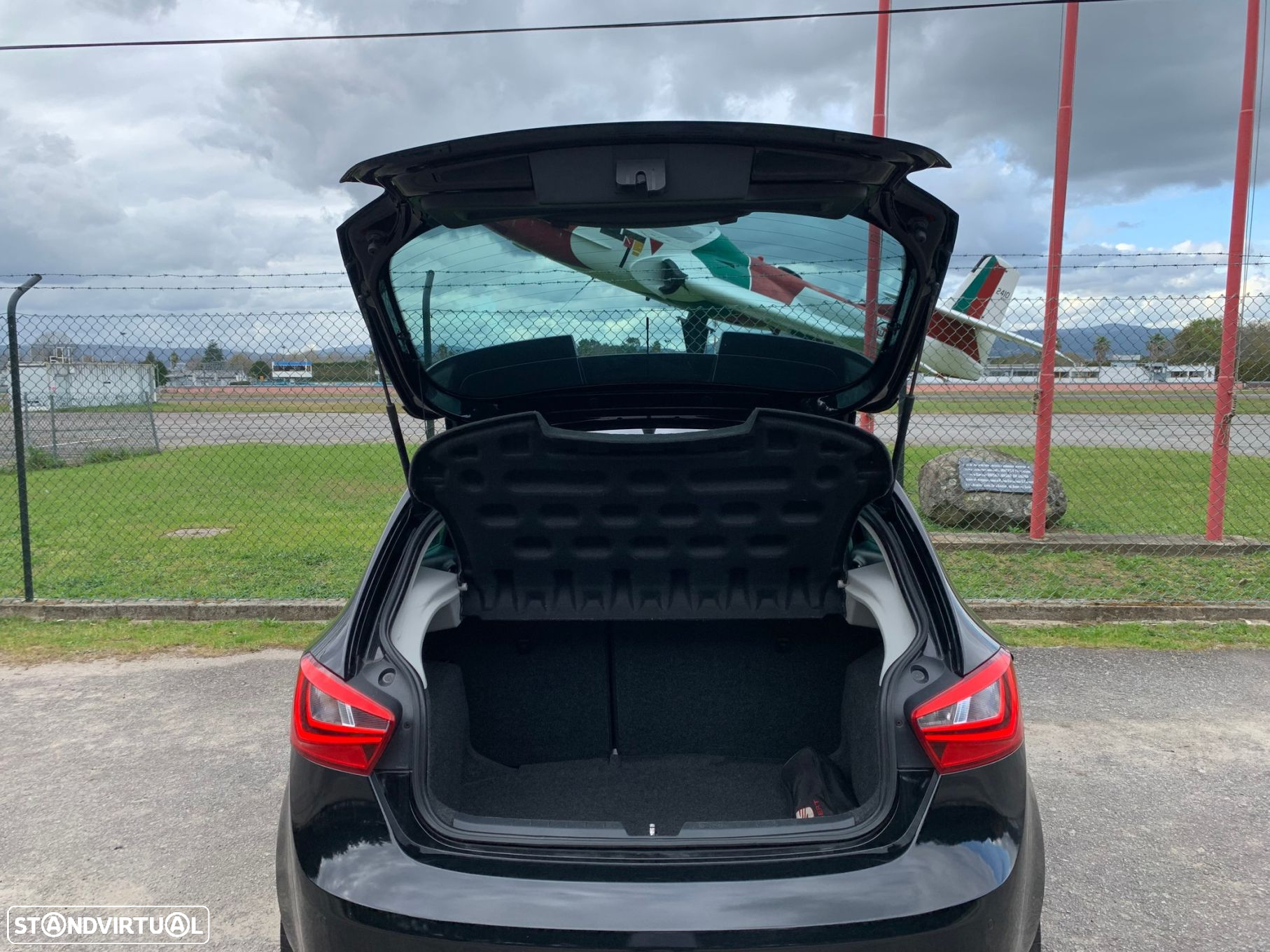 SEAT Ibiza 1.6 TDI FR - 53