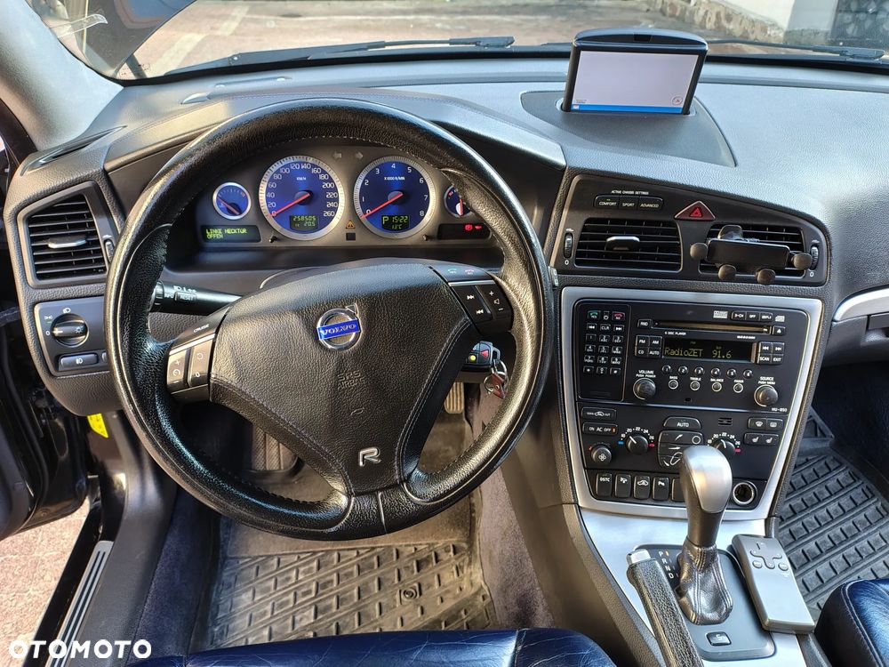 Volvo V70 2.5 R - 7