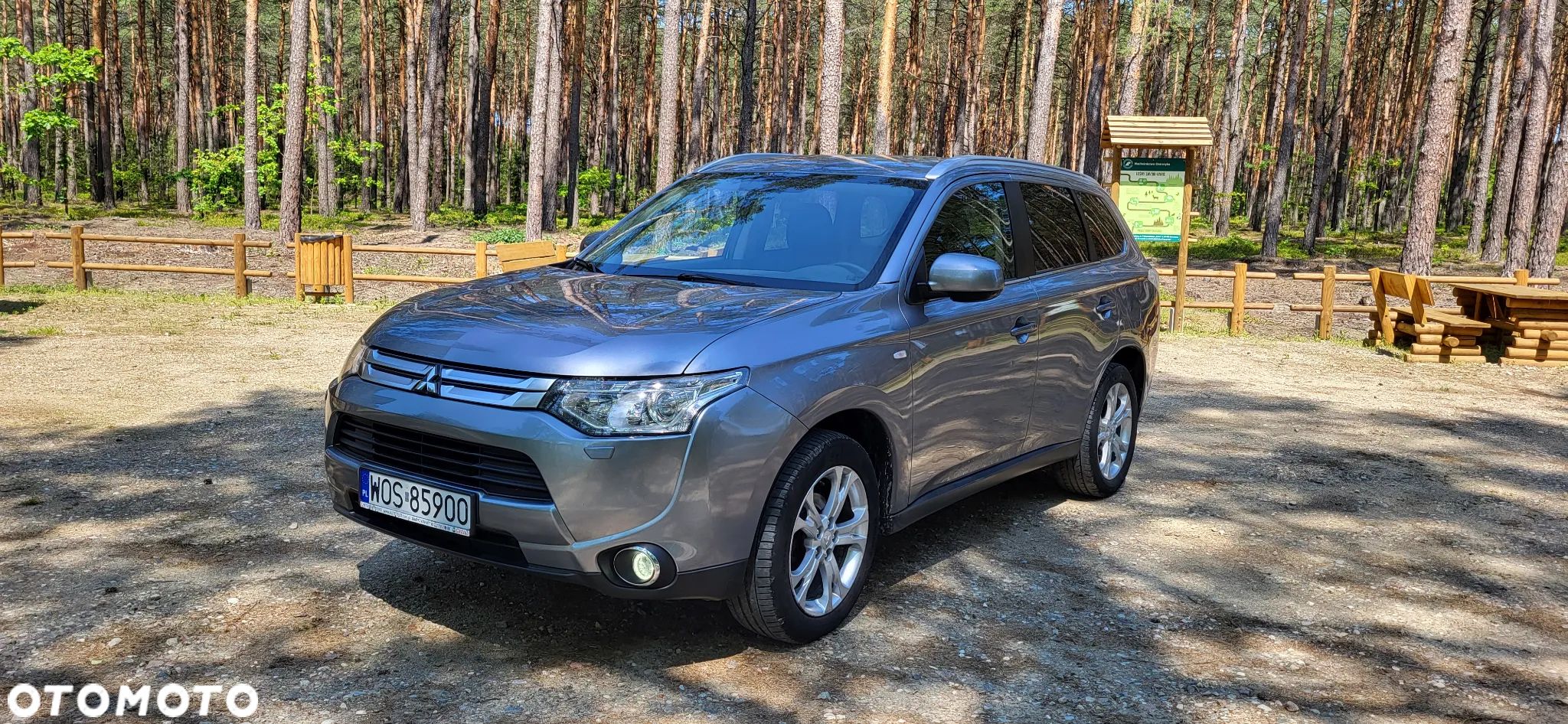 Mitsubishi Outlander - 1