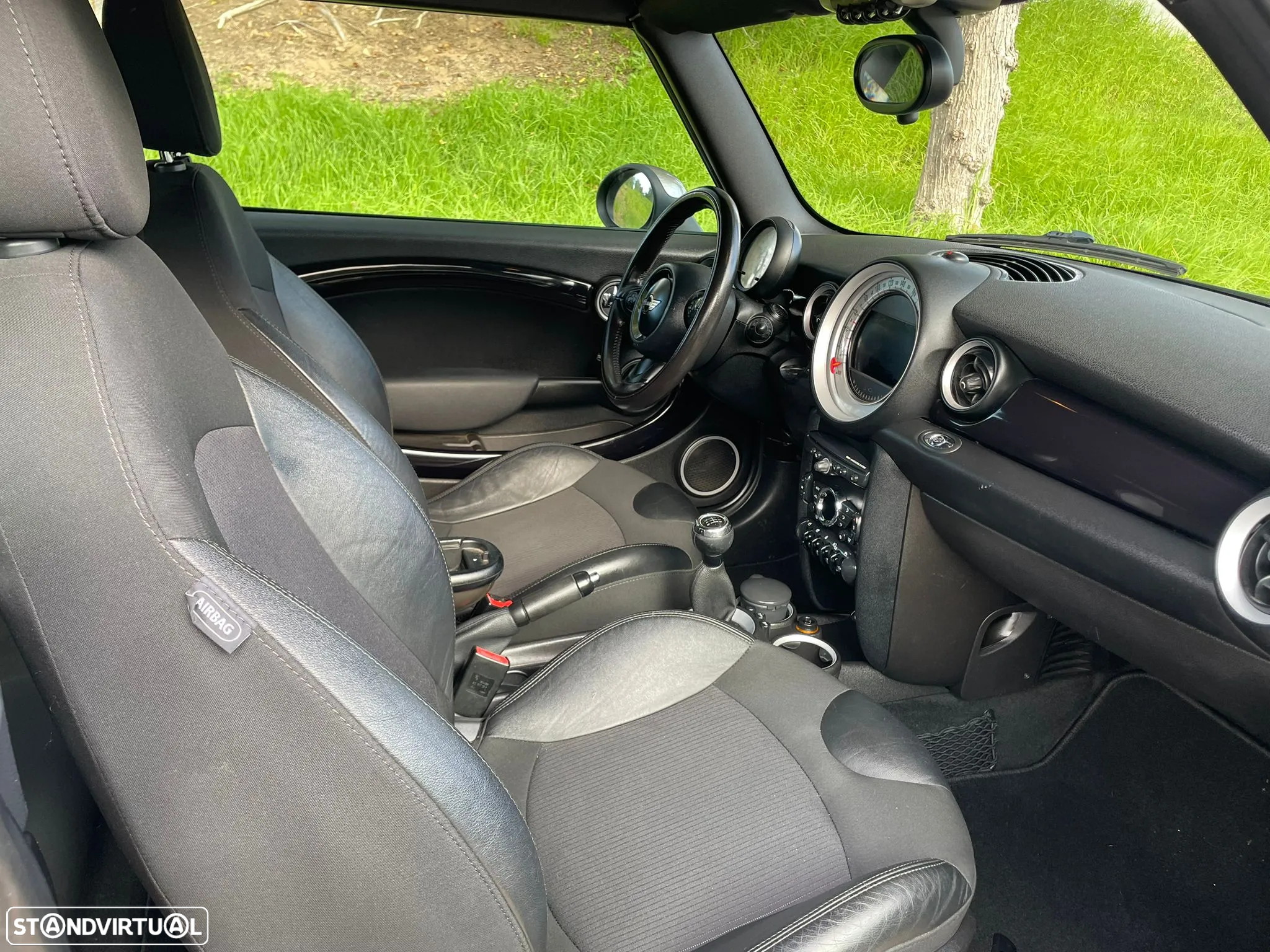 MINI Cabrio Cooper D - 20
