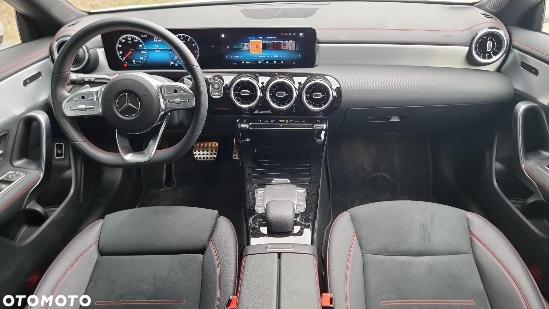 Mercedes-Benz CLA - 13