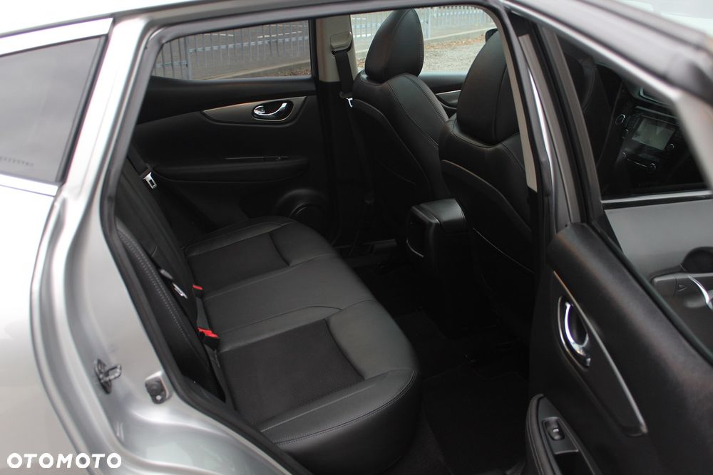 Nissan Qashqai 1.6 DCi Tekna EU6 - 23