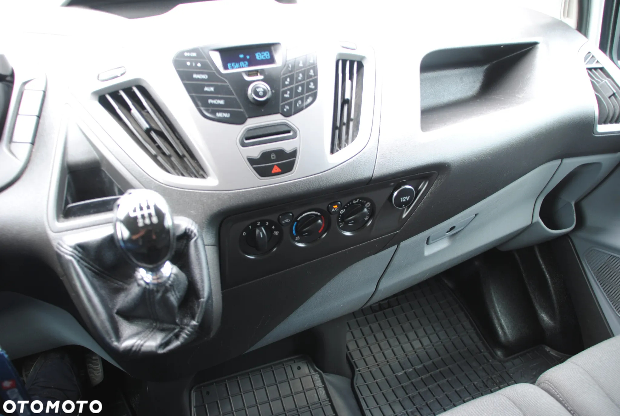 Ford Transit Custom - 10