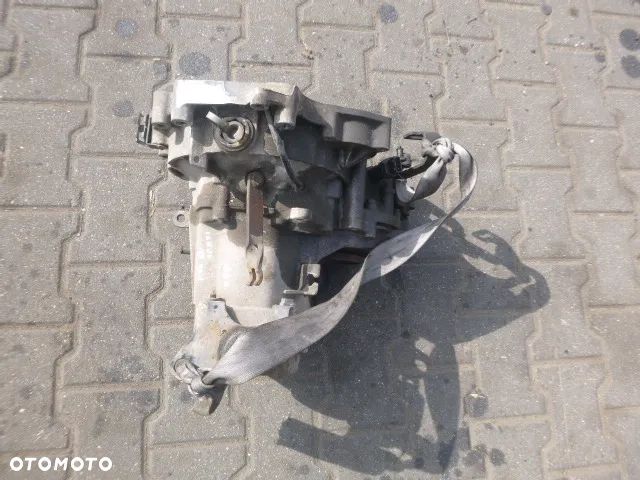 MANUALNA SKRZYNIA BIEGÓW VOLKSWAGEN POLO 6N2 1.0 DKG 99-01 - 1