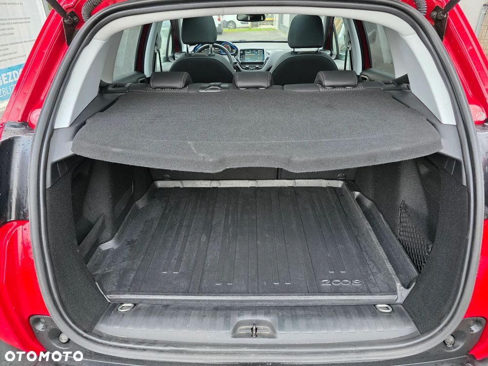 Peugeot 2008 1.2 Pure Tech Style S&S - 22