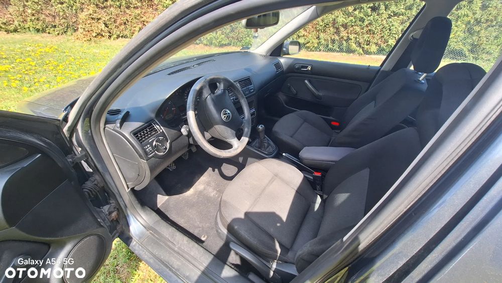 Volkswagen Bora 1.9 TDI - 12
