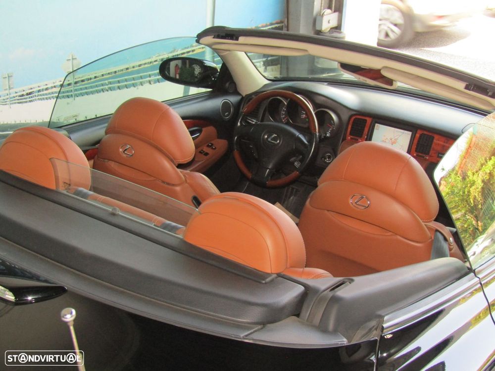 Lexus SC 430 - 8