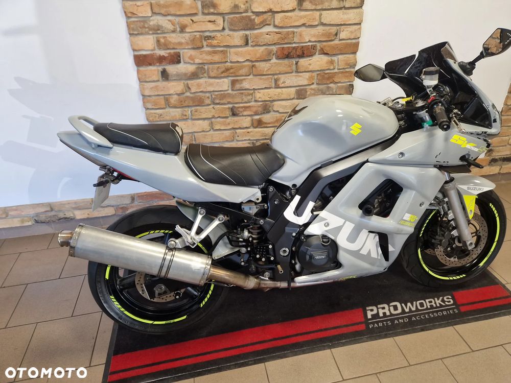Suzuki SV - 22