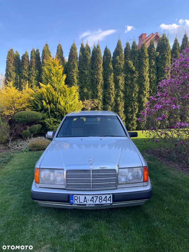 Mercedes-Benz W124 (1984-1993) - 2