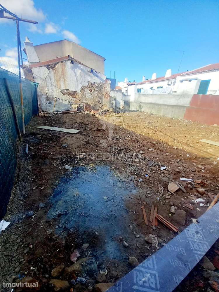 Terreno Urbano 222m2 - Vila de Redondo - Grande imagem: 2/9