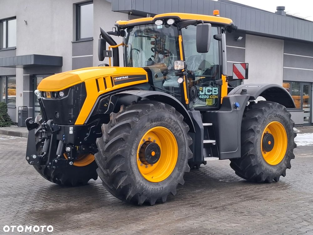 JCB FASTRAC 4220 ICON - 1