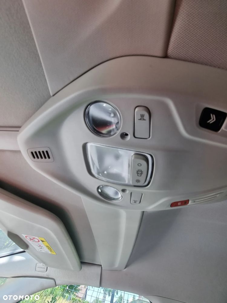 Citroën C4 Picasso e-HDi 115 Exclusive - 37