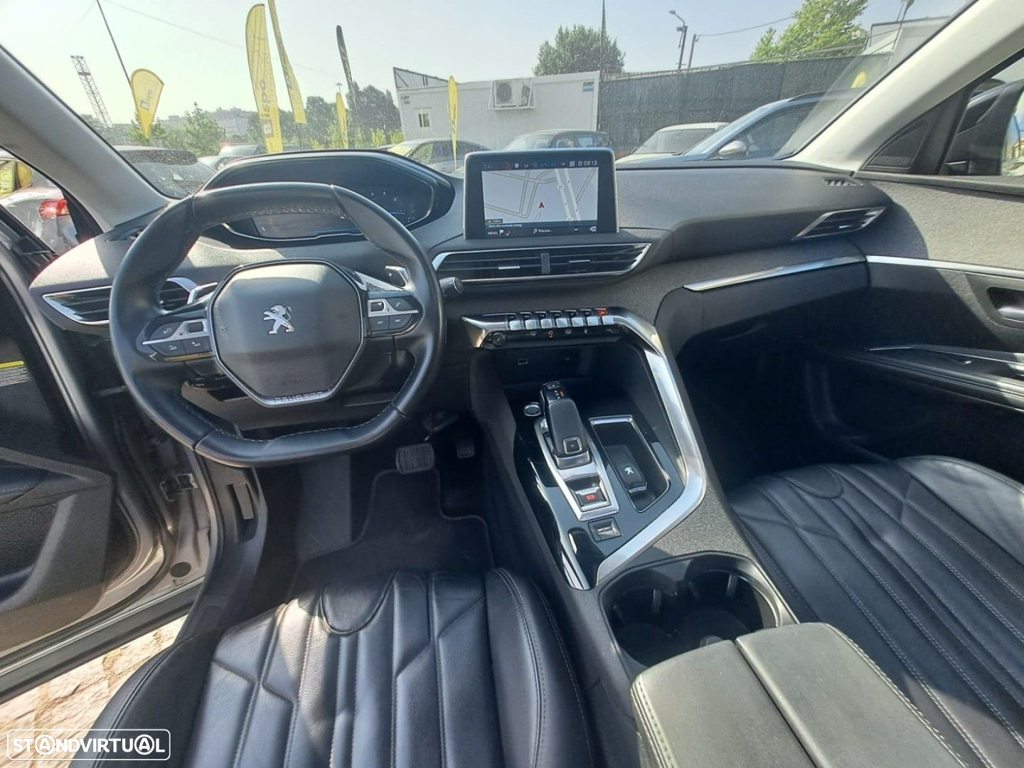 Peugeot 5008 1.5 BlueHDi Allure Pack EAT8 - 16