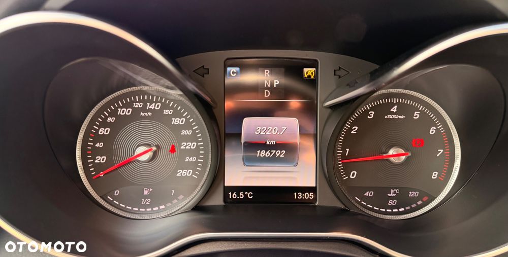 Mercedes-Benz Klasa C 200 4-Matic 9G-TRONIC - 10