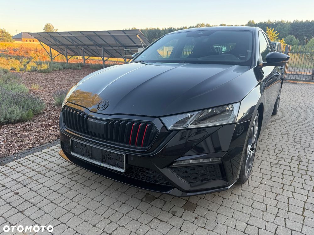 Skoda Octavia 2.0 TDI DSG RS - 1