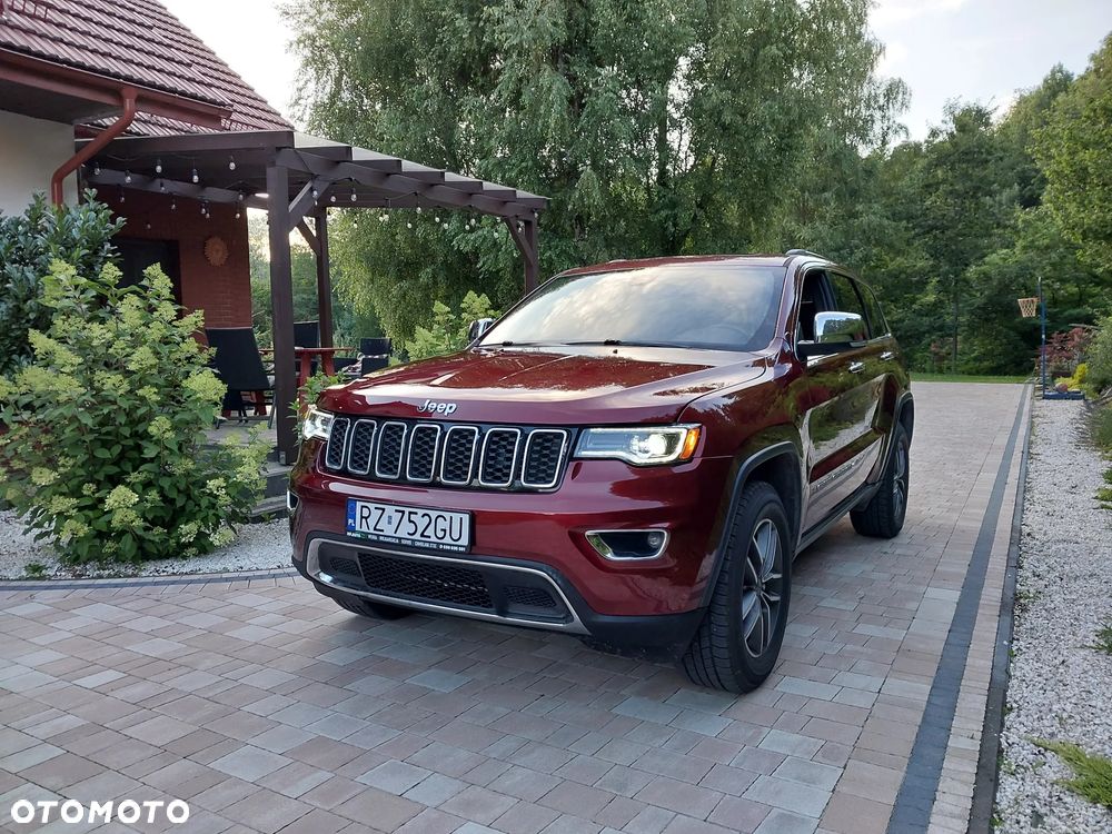 Jeep Grand Cherokee - 15