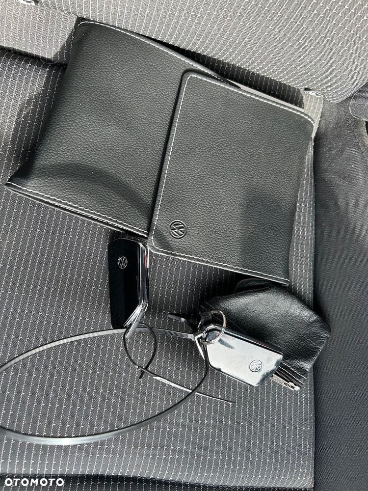 Volkswagen Golf - 12