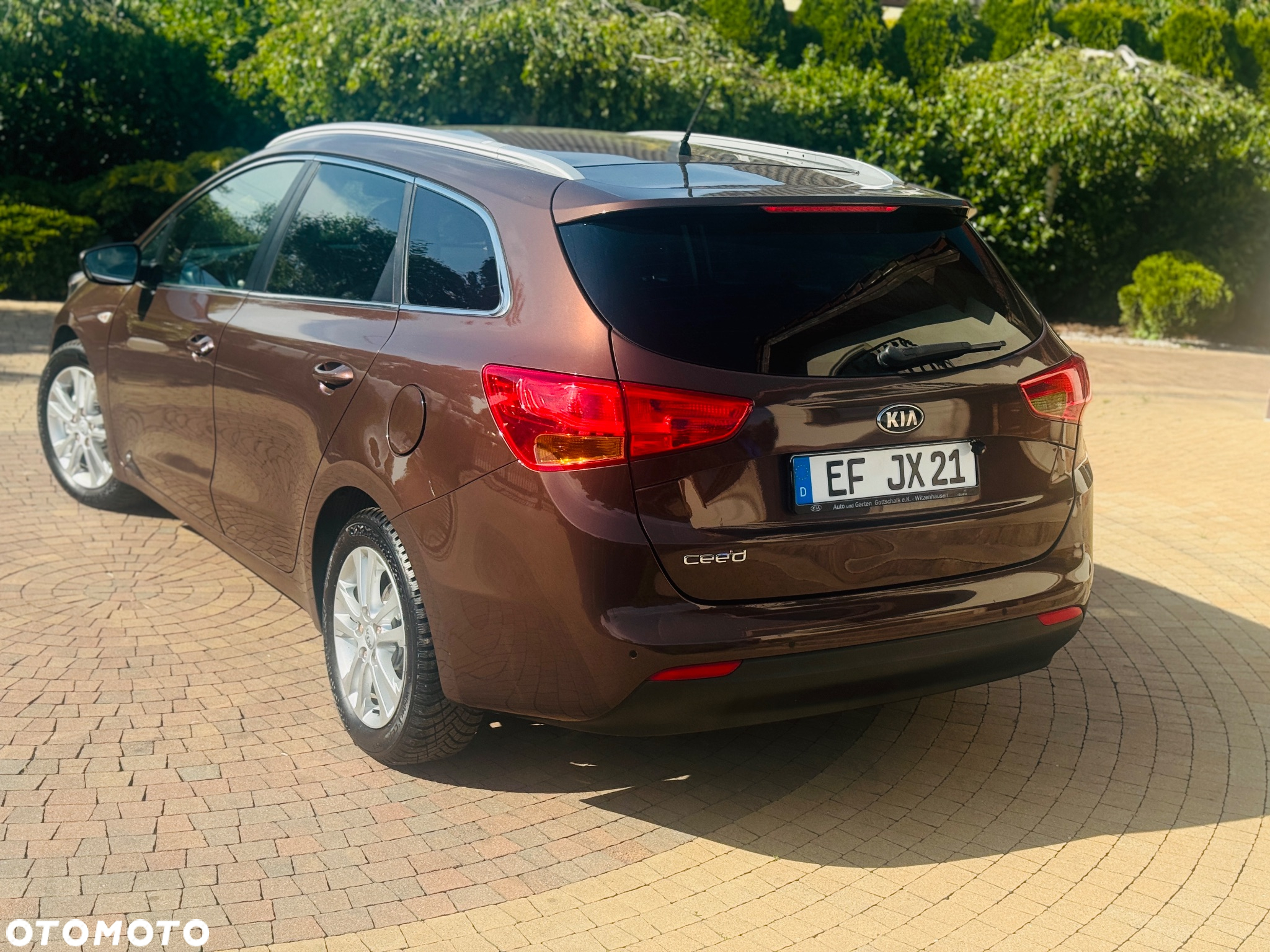 Kia Ceed 1.6 GDI ISG SW Platinum Edition - 3