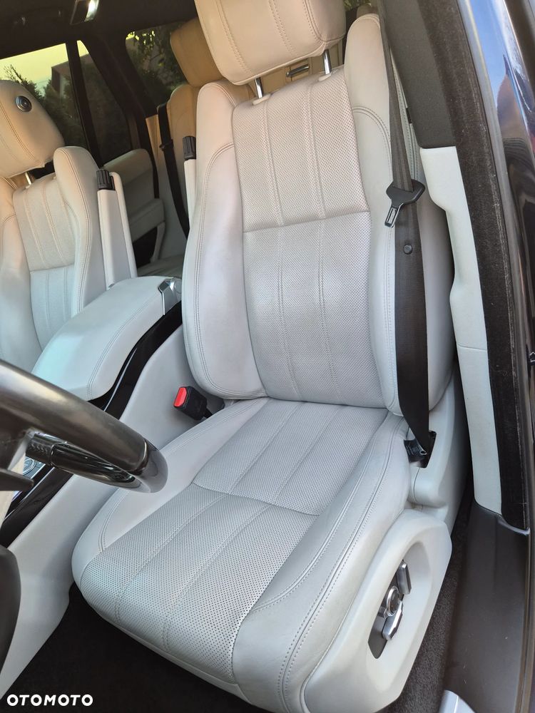 Land Rover Range Rover - 32