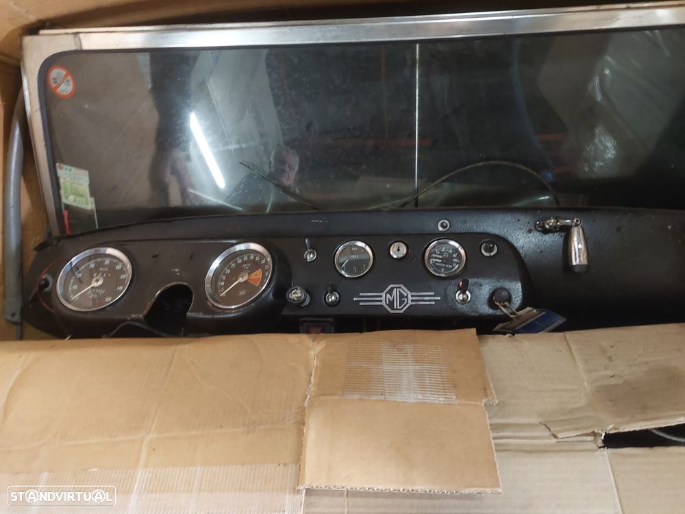 MG Midget - 15