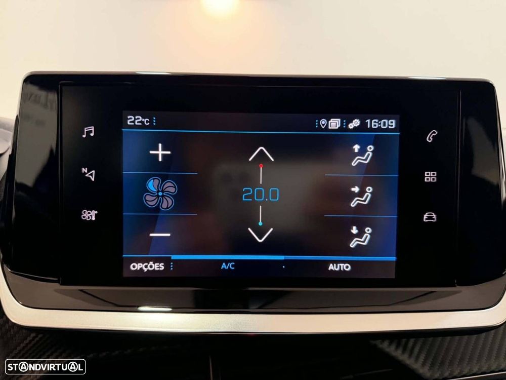Peugeot 2008 1.2 PureTech GT Line - 17