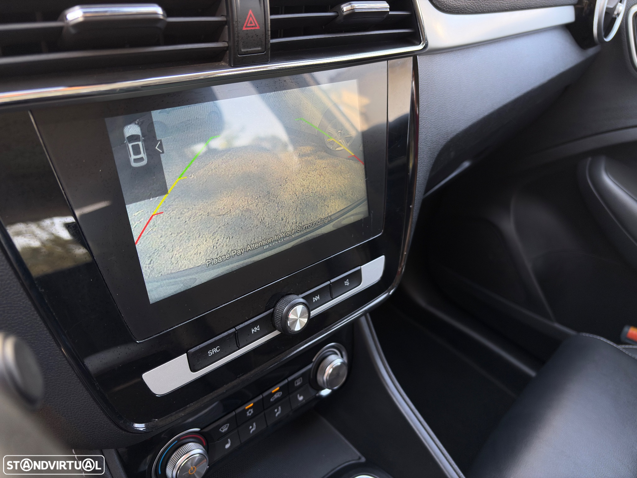 MG ZS EV 44.5 kWh Luxury - 9