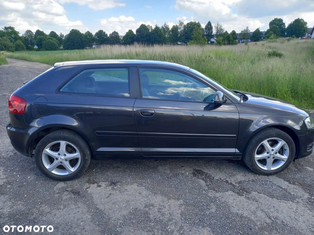 Audi A3 3-drzwiowe 1.6 Ambiente - 3