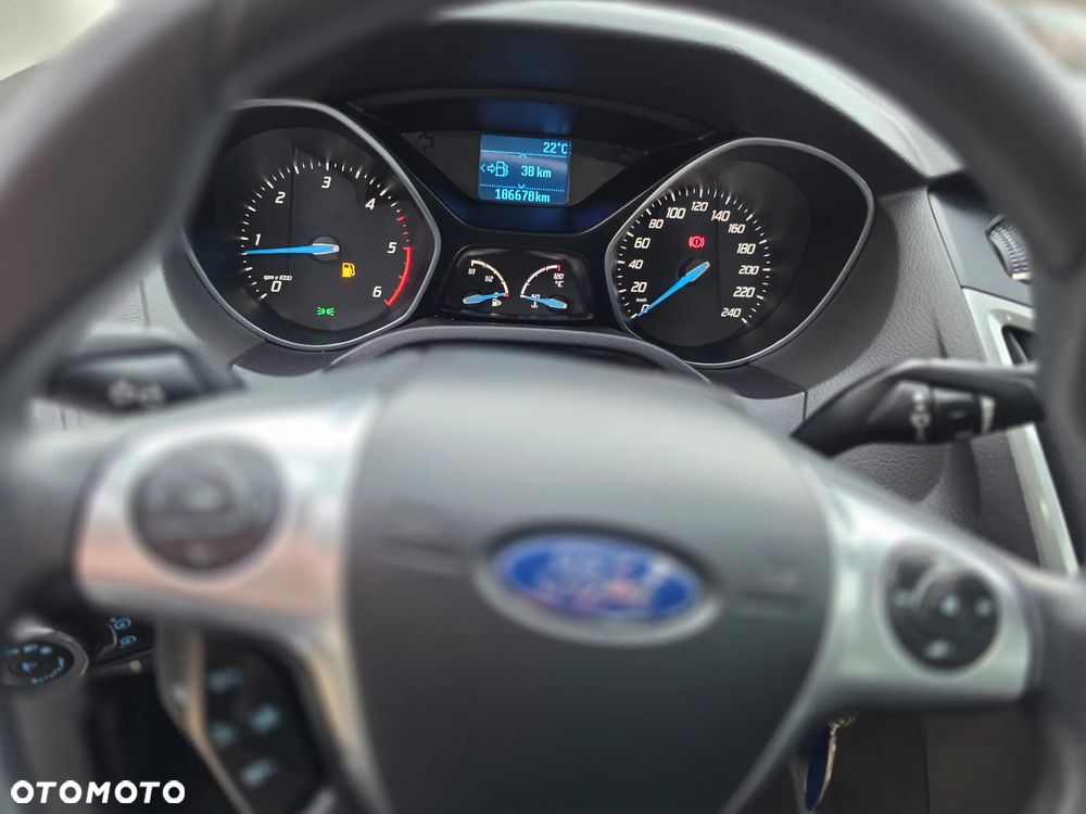 Ford Focus 1.6 TDCi DPF Champions Edition - 13