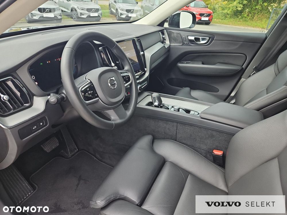 Volvo XC 60 T6 AWD Plug-in Hybrid Plus Dark - 10