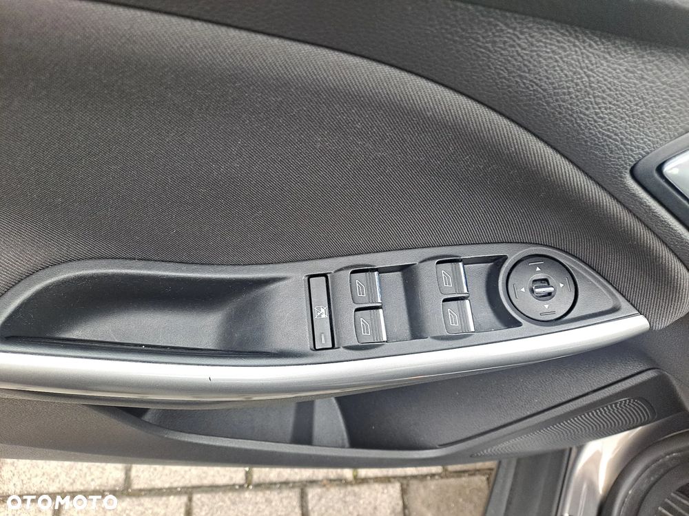 Ford Focus 1.0 EcoBoost Start-Stopp-System SYNC Edition - 20