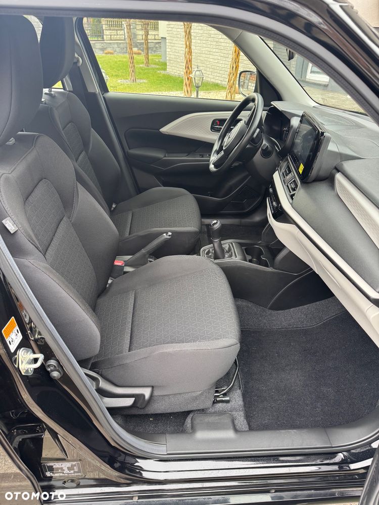 Suzuki Swift 1.2 Dualjet Hybrid MT Club - 23