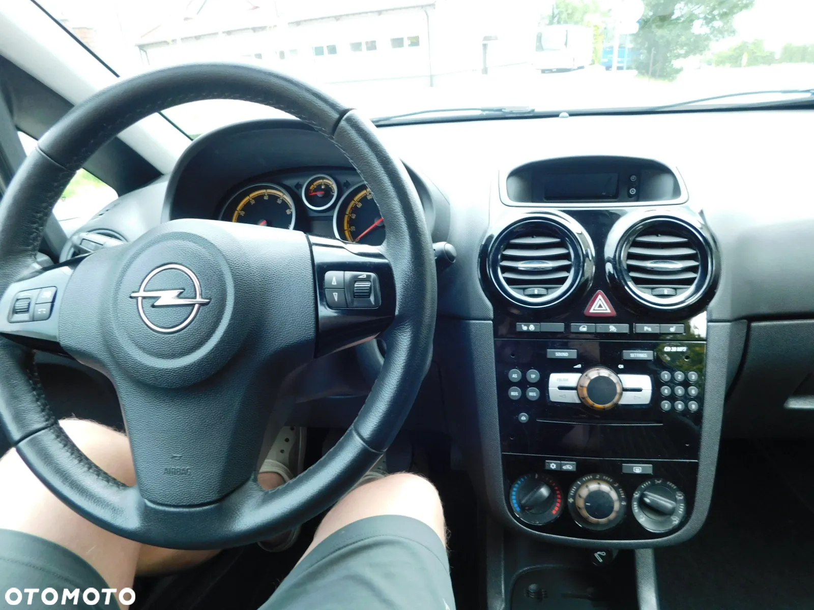 Opel Corsa 1.4 16V Edition 111 Jahre - 16