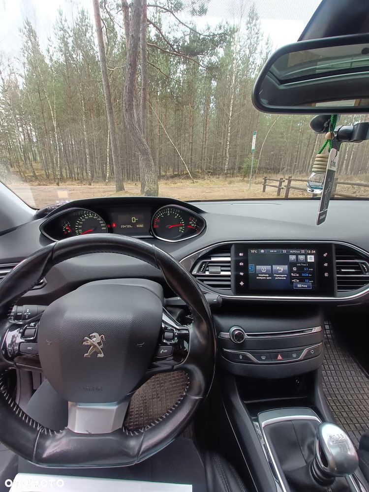 Peugeot 308 1.6 BlueHDi Allure S&S - 6