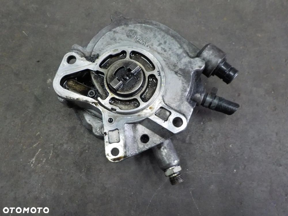 VW T5 2.5 TDI BNZ AXD POMPA PALIWA WACUM 070145209F - 3