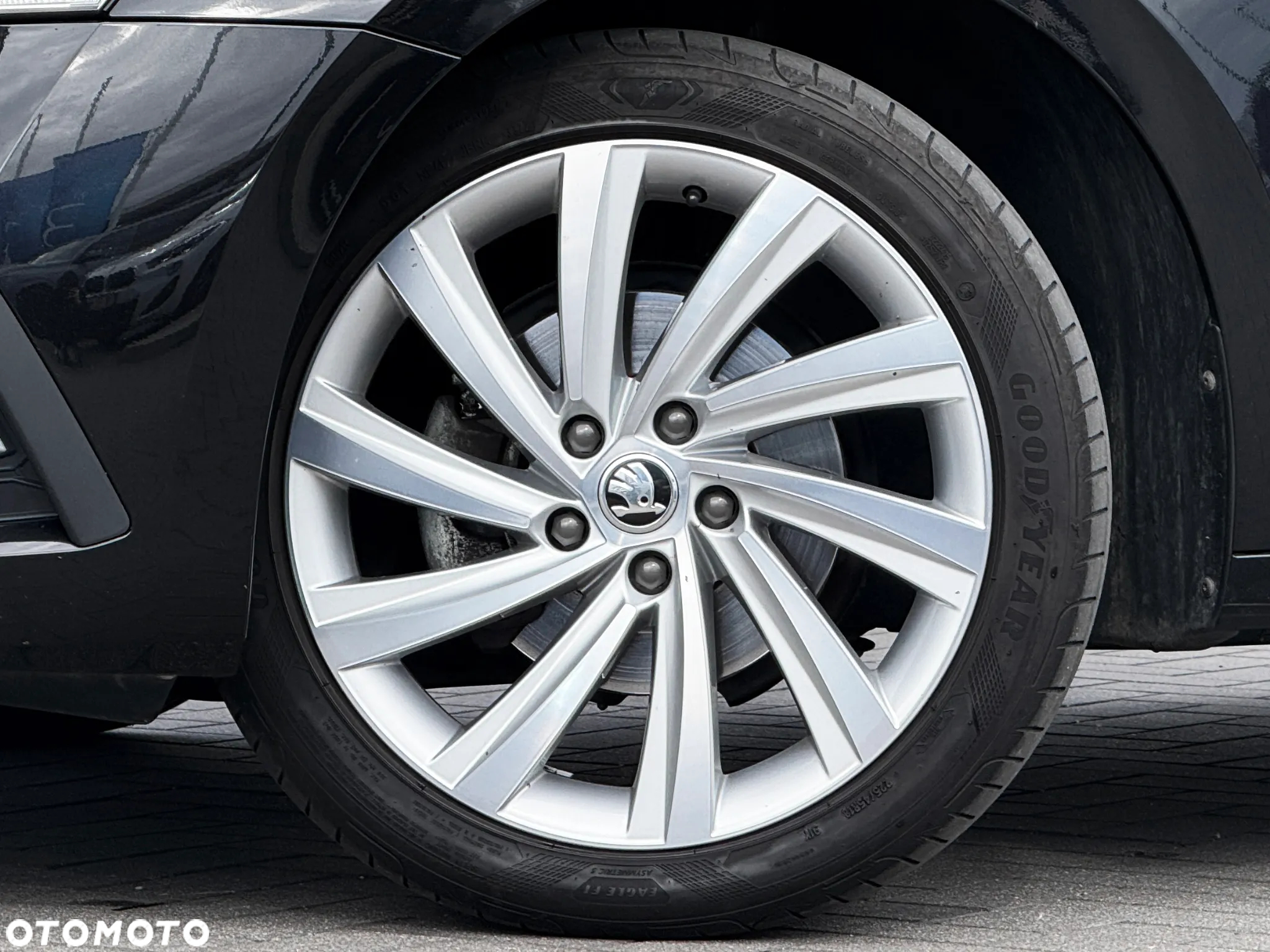 Skoda Octavia 2.0 TDI Style DSG - 6