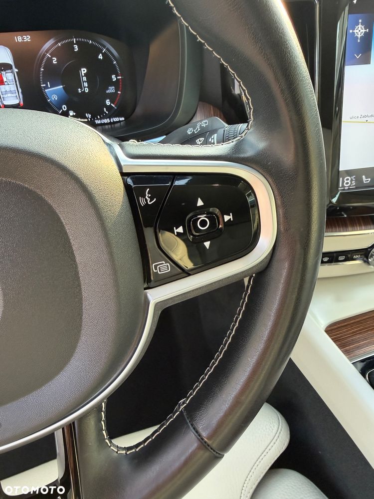Volvo XC 60 D4 Momentum Pro - 15