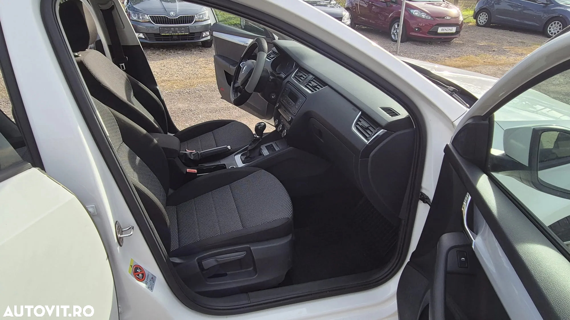 Skoda Octavia 1.6 TDI 4X4 AMBITION - 9