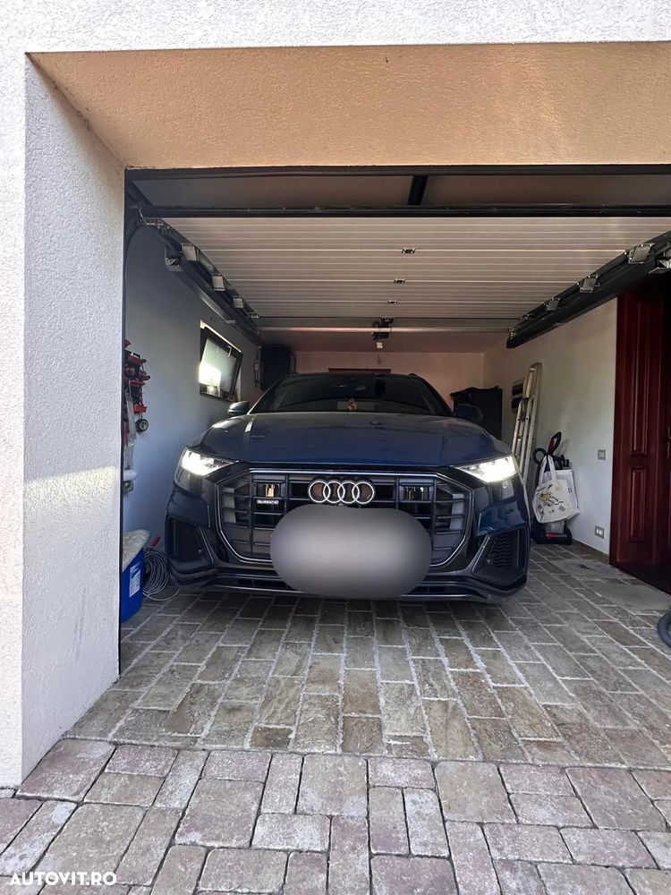Audi Q8 - 1