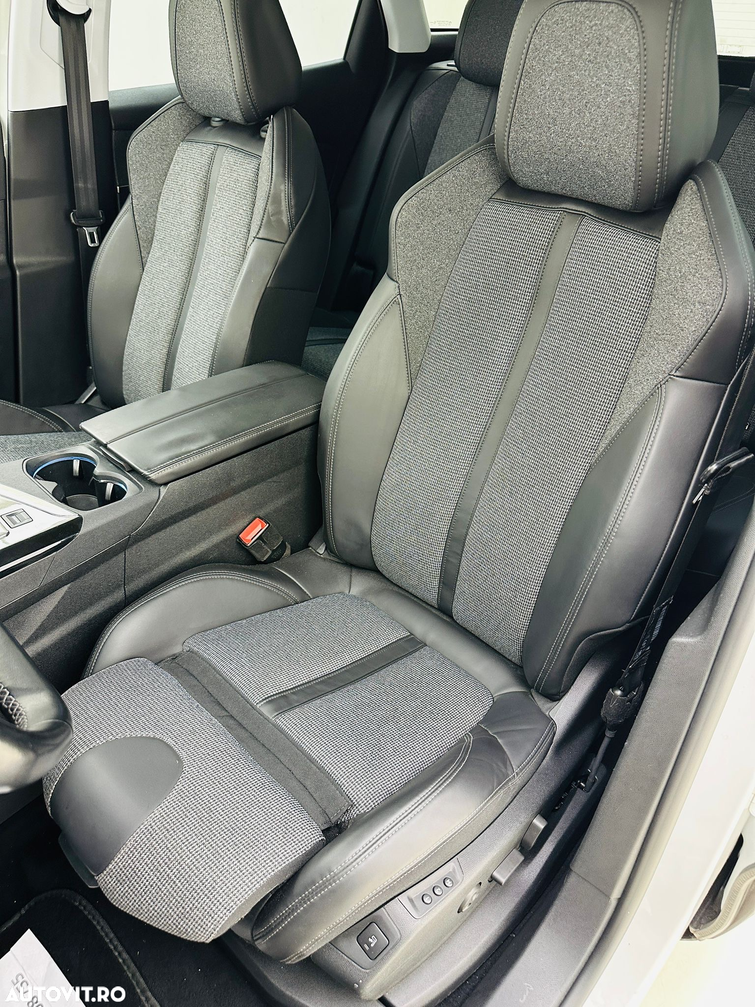 Peugeot 3008 - 13